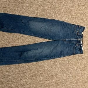 Levi’s Ribcage Straight Dark Wash Jeans